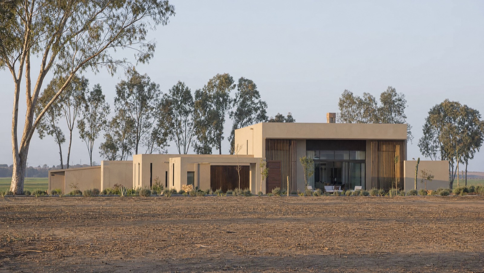 Maison contemporaine sur une parcelle plane de la plaine du Gharb près de Kénitra