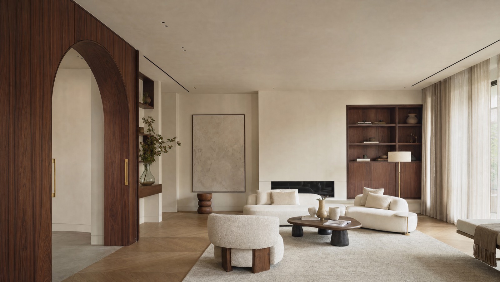 Séjour d'appartement à Agdal, enduit clair, parquet chêne et menuiserie sur mesure